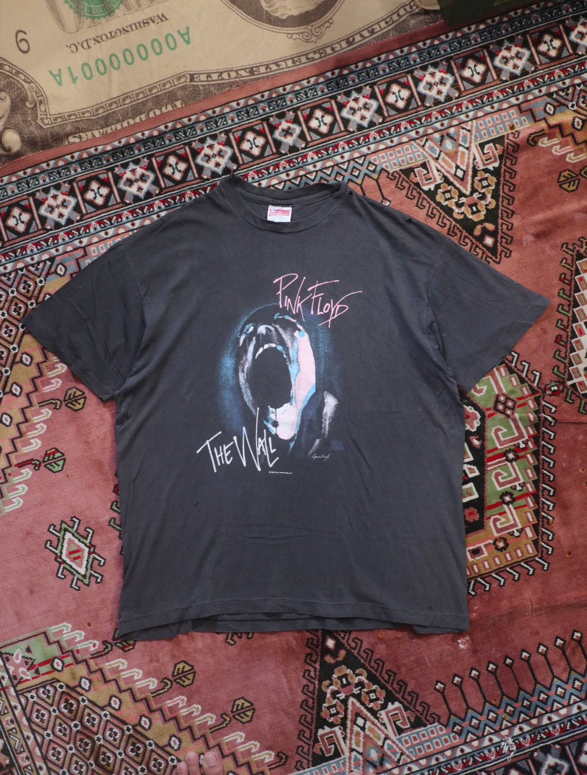 Band Tees Vintage 80s Pink Floyd The Wall Band Tee Size US XL / EU 56 / 4 - 3 Thumbnail