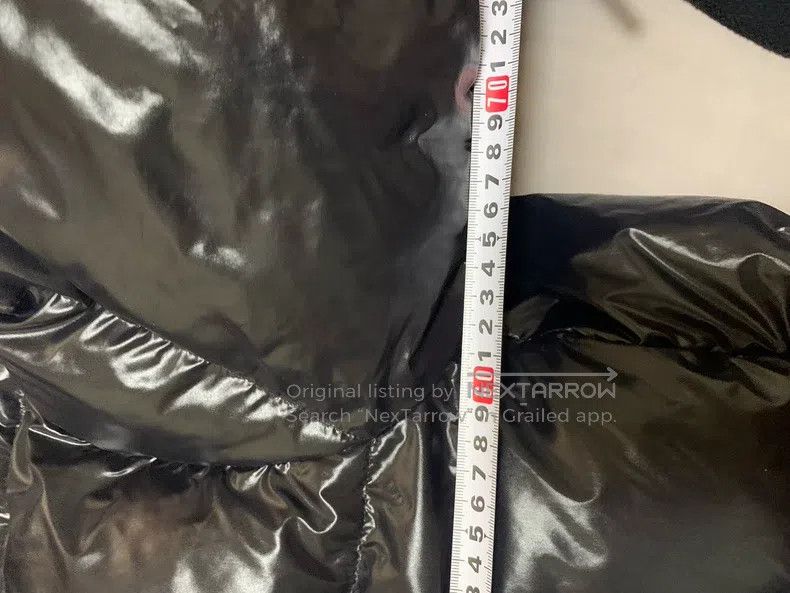 Valentino Valentino Down Size US M / EU 48-50 / 2 - 6 Thumbnail