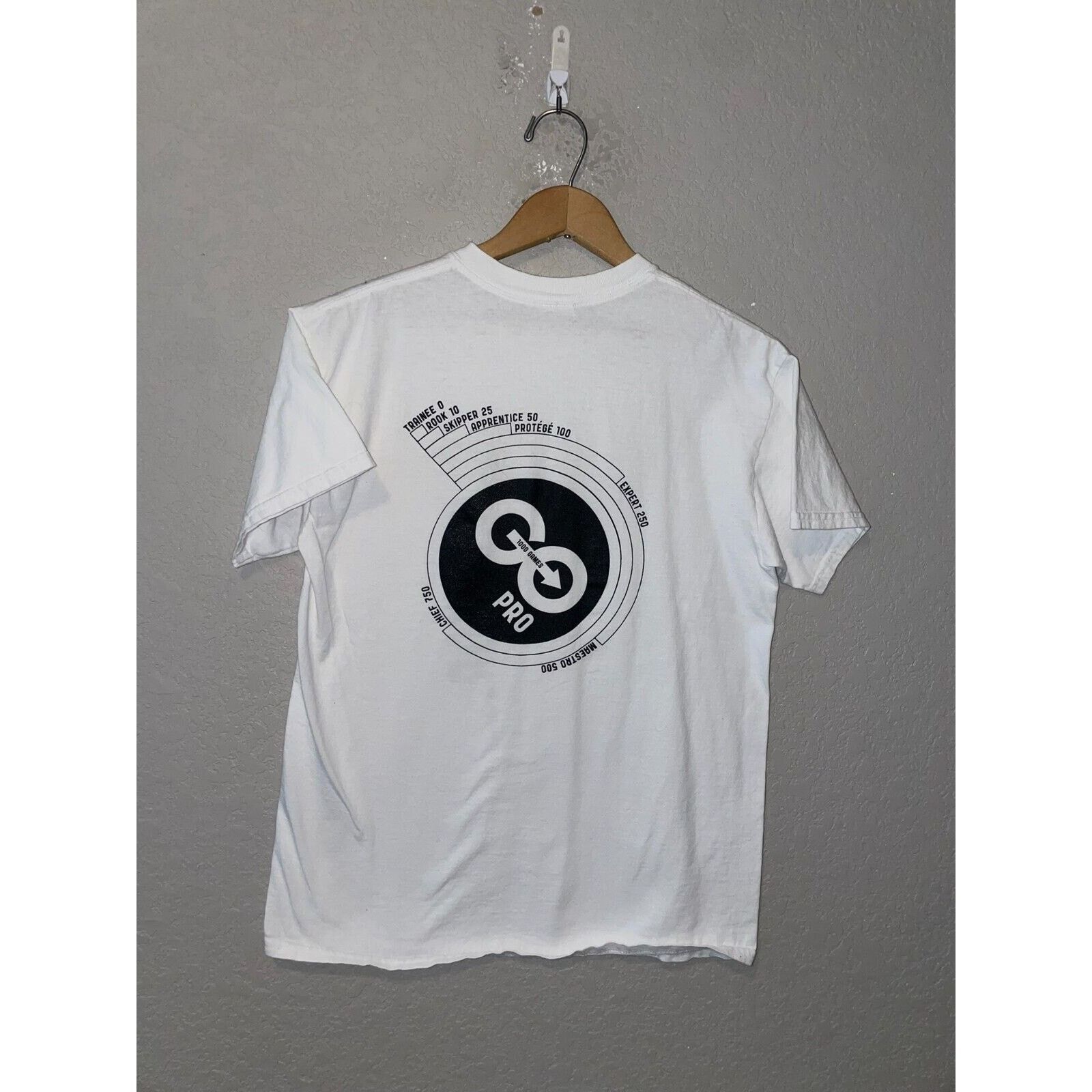 Gildan Go Pro Shirt Mentor Master Chief 1000 Games White Tee Medium Size US M / EU 48-50 / 2 - 6 Thumbnail