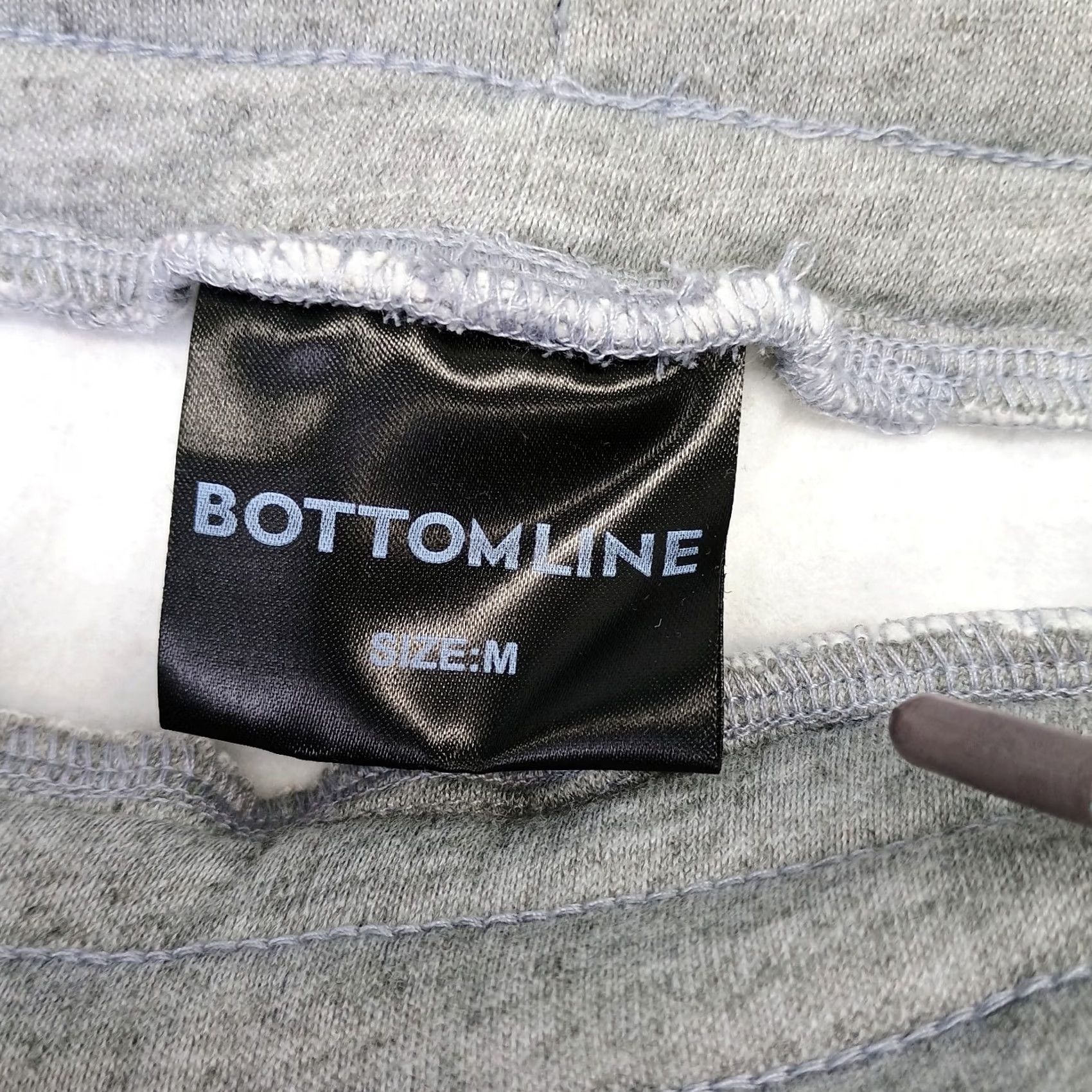 Vintage Bottomline Sweatpants Women M Gray Fleece Lined Soft Cozy Warm Elastic Waistband, Regular, Pockets, Inseam 29.25" | 100% Polyester Size 32" / US 10 / IT 46 - 6 Thumbnail