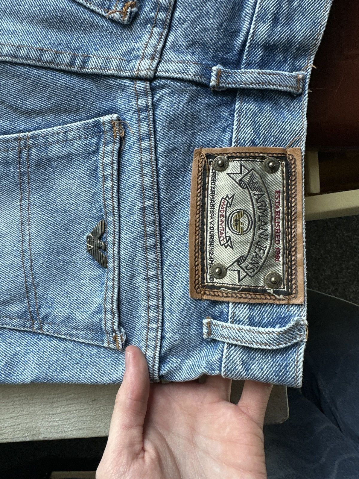 Giorgio Armani VNTG🚨90s Armani Jeans Denim blue Mens Pants Size US 30 / EU 46 - 3 Thumbnail
