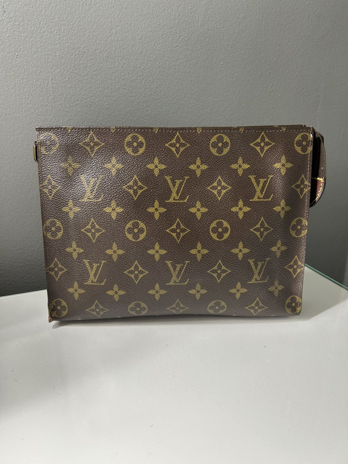 Louis Vuitton Louis Vuitton Monogram Toiletry Pouch 26 w COA Size ONE SIZE - 2 Thumbnail