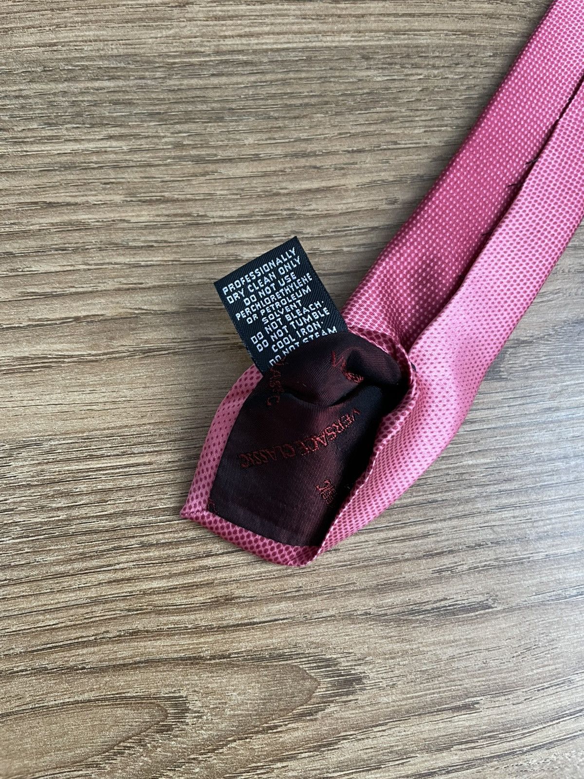 Versace RARE VERSACE Classic Red Silk Tie Printed Logo Abstract Size ONE SIZE - 12 Thumbnail