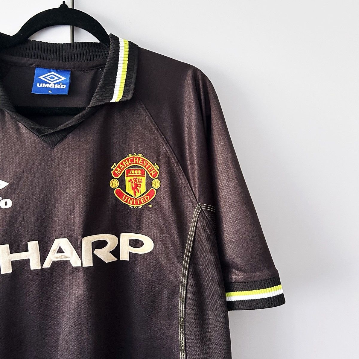 Umbro Manchester United jersey 1998 1999 umbro vintsge rare Size US XL / EU 56 / 4 - 4 Thumbnail