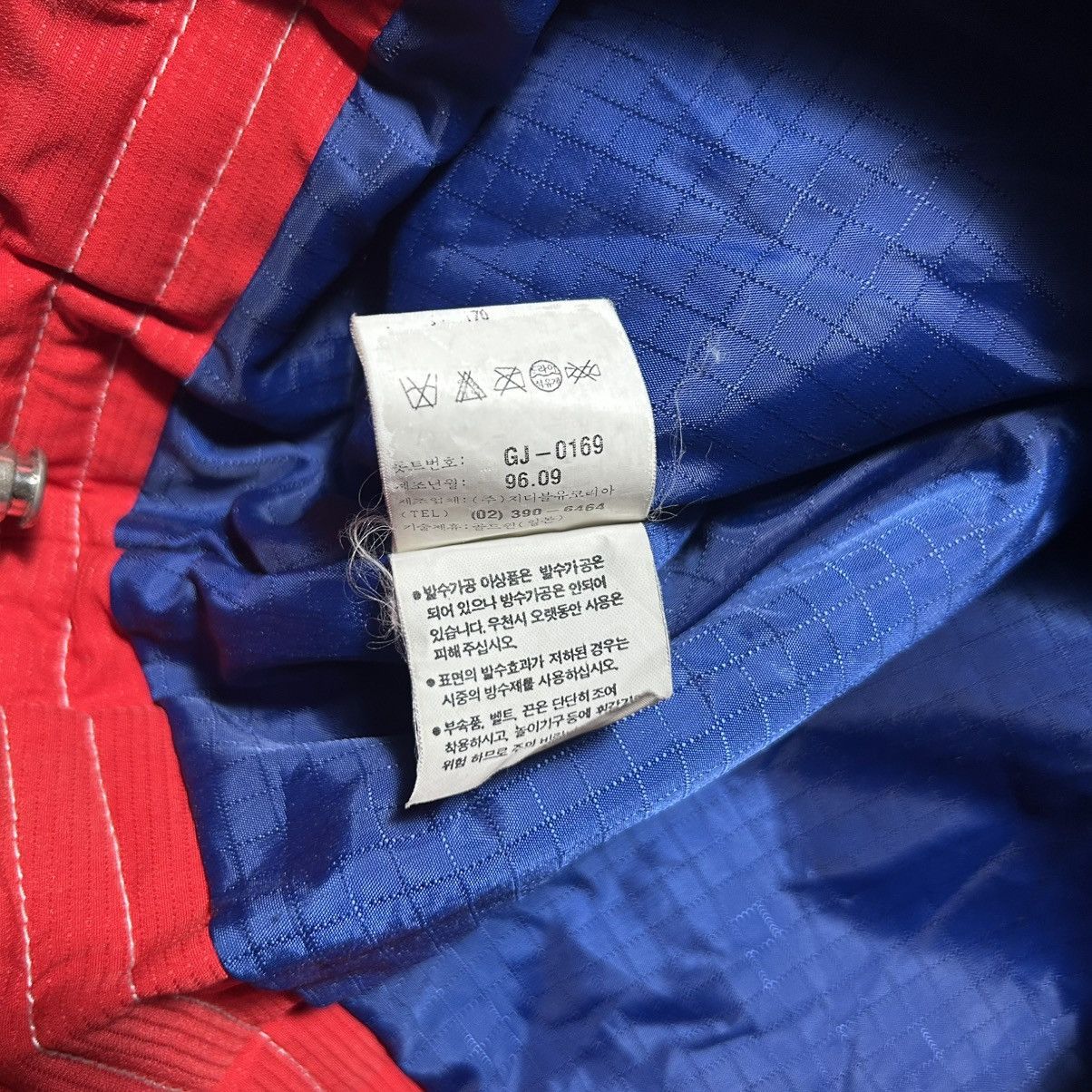 Goldwin Vintage Ellesse X Goldwin Bulldog Hoodie Down Jacket Size L / US 10 / IT 46 - 12 Thumbnail