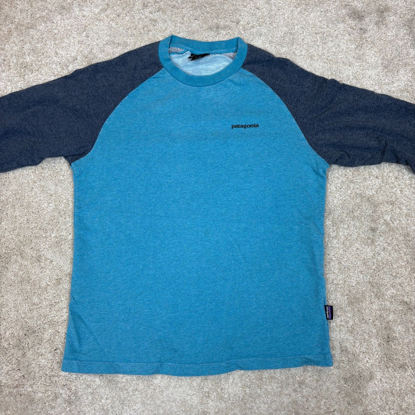 Patagonia Patagonia P-6 Logo Lightweight Crew Raglan Sweatshirt Mens S Size US S / EU 44-46 / 1 - 2 Thumbnail