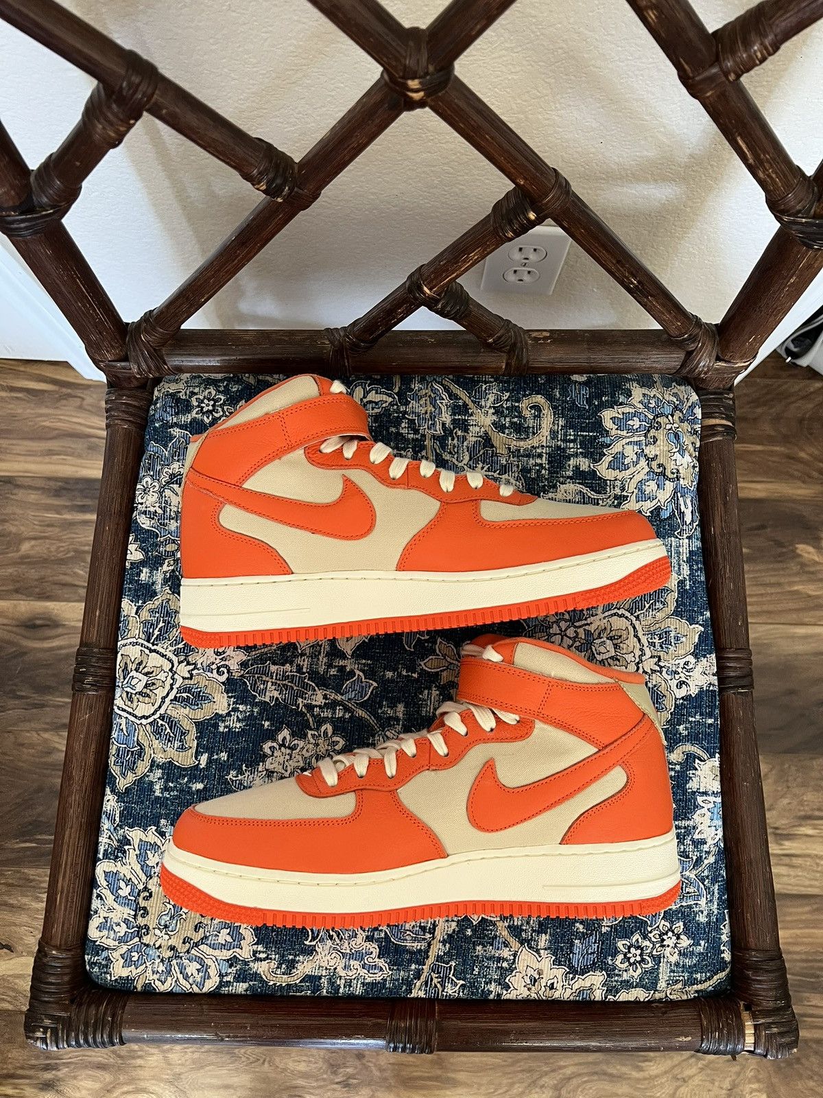 Nike Nike Air Force 1 '07 LX Mid Safety Orange M10.5 NEW (No Box) Size US 10.5 / EU 43-44 - 2 Thumbnail