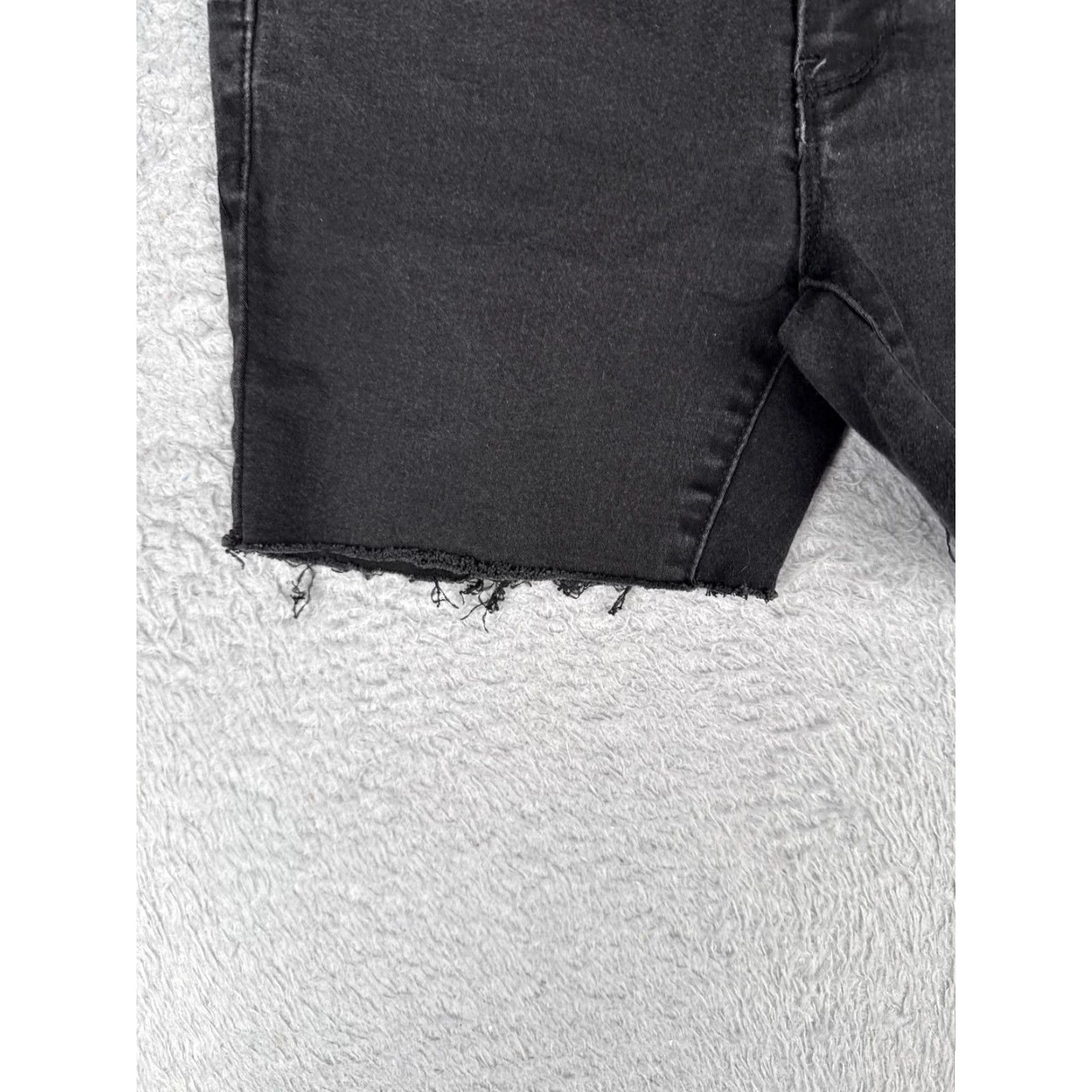 Vintage Wax Jean Shorts Juniors 7 Black Denim High Rise Cut-Off Raw Hem Stretch Womens Size 28" / US 6 / IT 42 - 3 Thumbnail