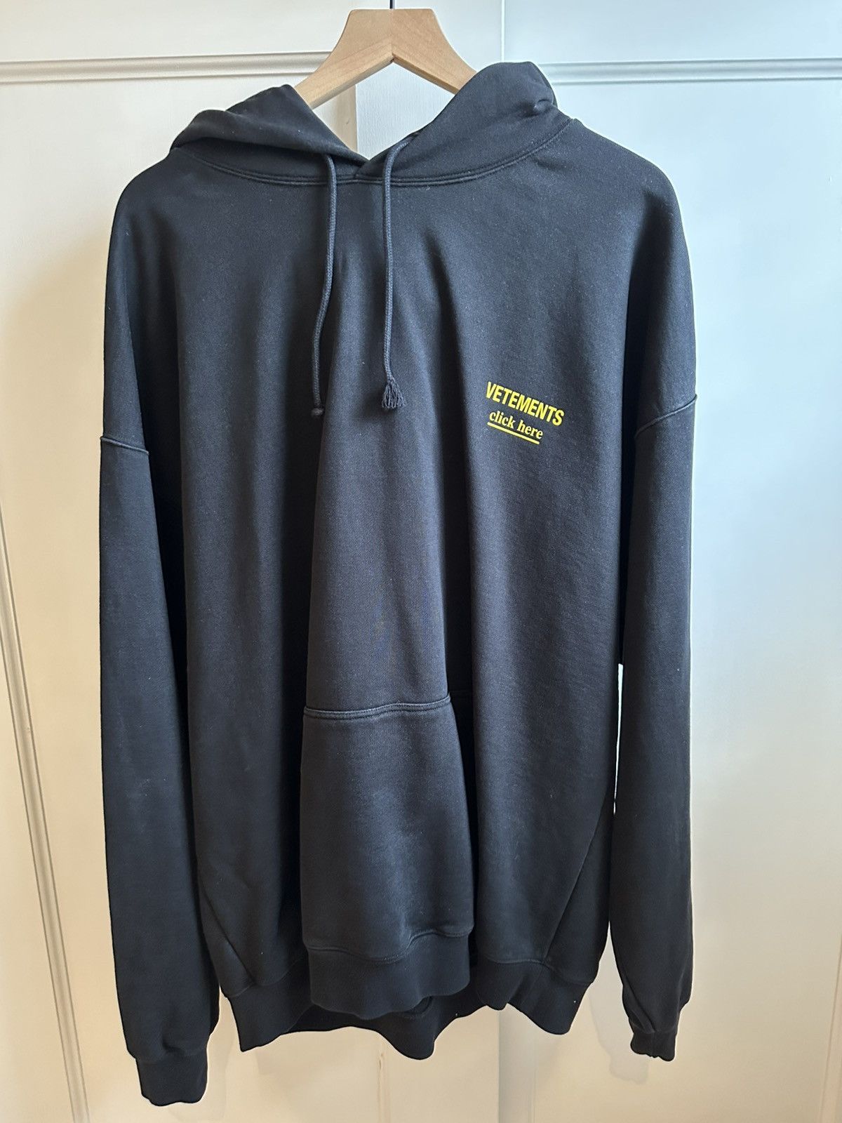 Vetements VETMENTS Black Oversized Hoodie Size US M / EU 48-50 / 2 - 1 Thumbnail