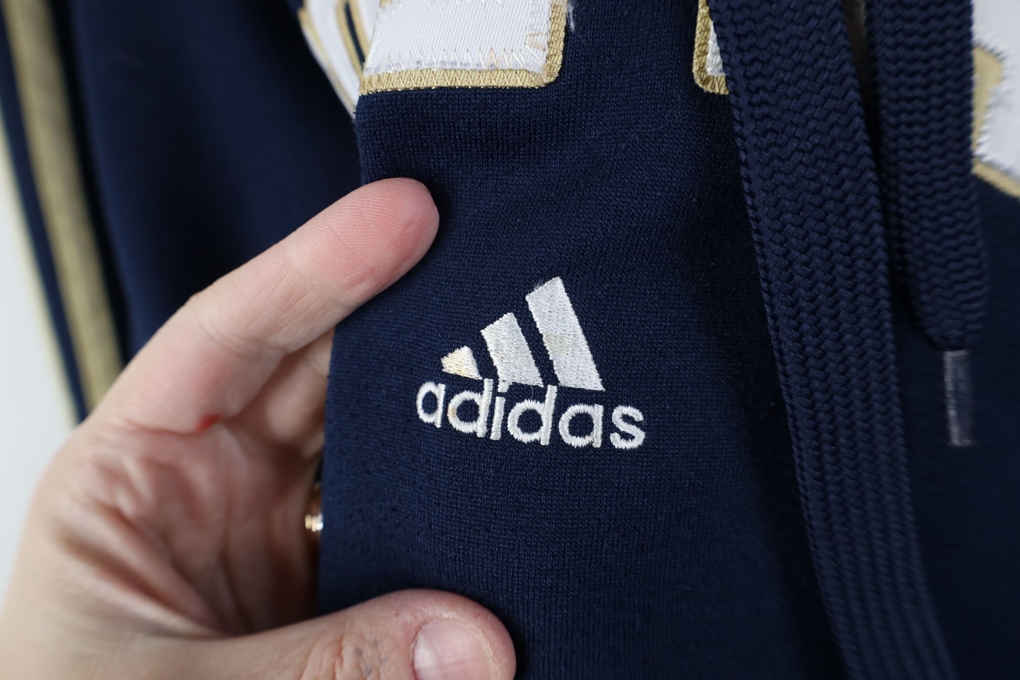 Adidas Vintage Adidas Notre Dame University Hoodie Sweatshirt Blue Size US XXL / EU 58 / 5 - 5 Thumbnail