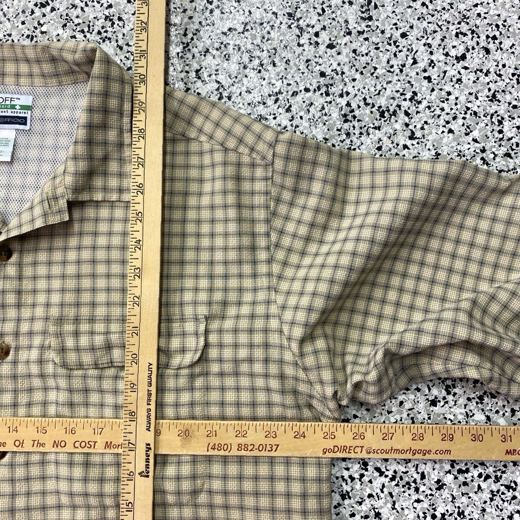 ExOfficio **ExOfficio Insect Shield Buzz Off Vented Beige XL Button-Up Shirt** User: ExOfficio Insect Shield Buzz Off Vented Beige XL Button-Up Shirt Size US XL / EU 56 / 4 - 3 Thumbnail
