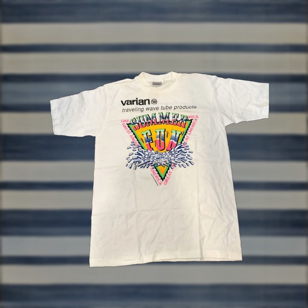 Vintage VINTAGE Oneita Summer Fun In The Sun Men Shirt L White 90s Graphic Print Crew Neck Short Sleeve T-Shirt Regular Mens Size US L / EU 52-54 / 3 - 1 Thumbnail