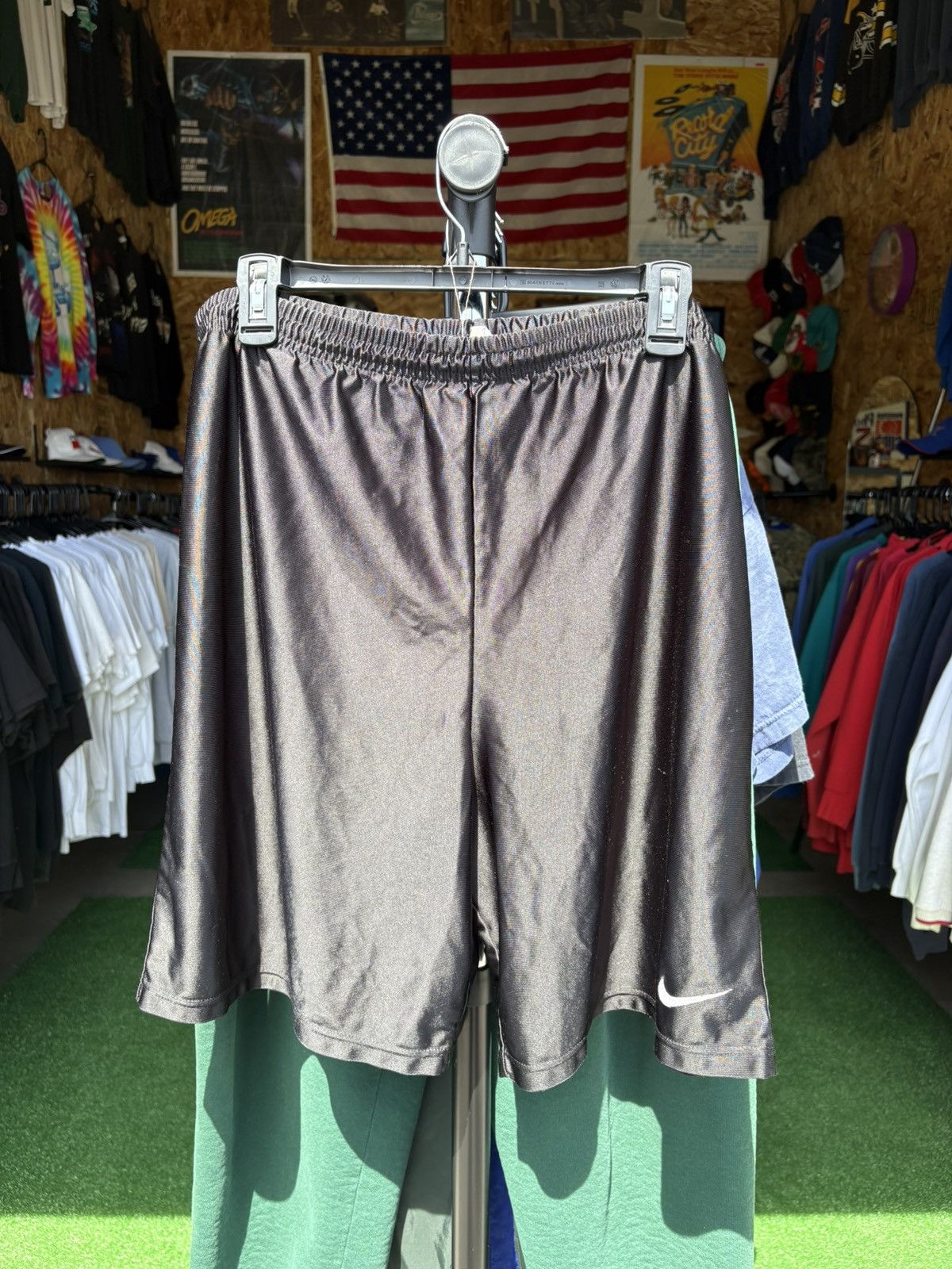Nike × Vintage Vintage 1990s Nike Black Swoosh Shorts Size US 38 / EU 54 - 1 Thumbnail