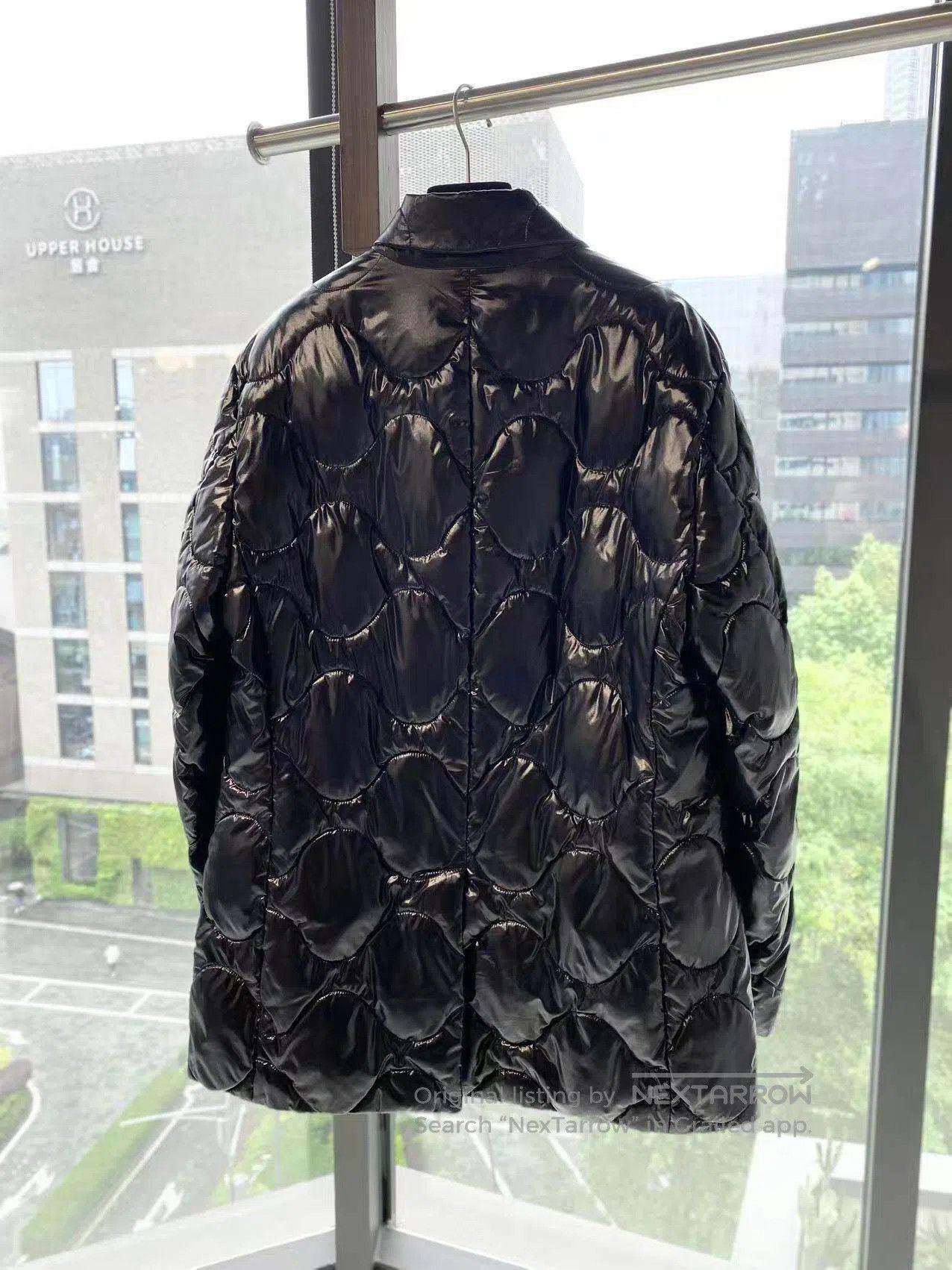 Burberry Burberry Black glossy down jacket| Size S / US 4 / IT 40 - 3 Thumbnail