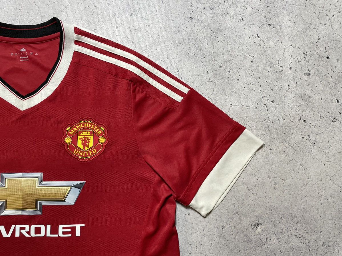Adidas Adidas FC Manchester United 2015 Soccer Jersey Size US L / EU 52-54 / 3 - 5 Thumbnail
