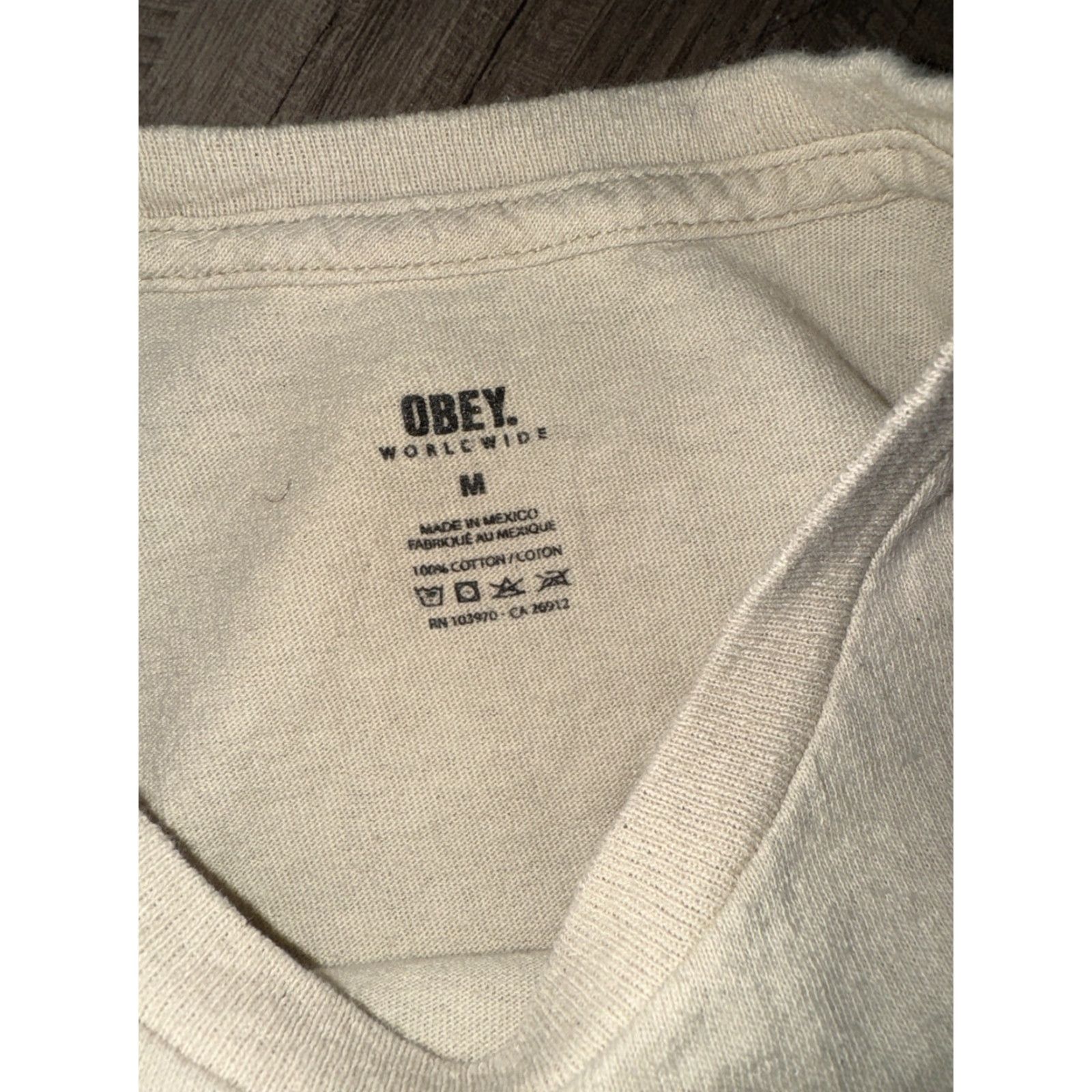 Obey Women's Obey T-Shirt Medium Tan Caterpillar 18x24 Size M / US 6-8 / IT 42-44 - 4 Thumbnail