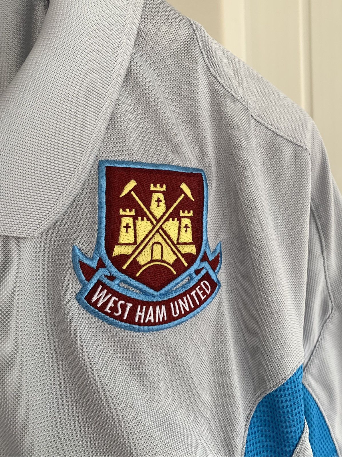 Umbro Umbro WEST HAM United FC 2008-2009 Polo Shirt Jersey Size L Size US L / EU 52-54 / 3 - 5 Thumbnail