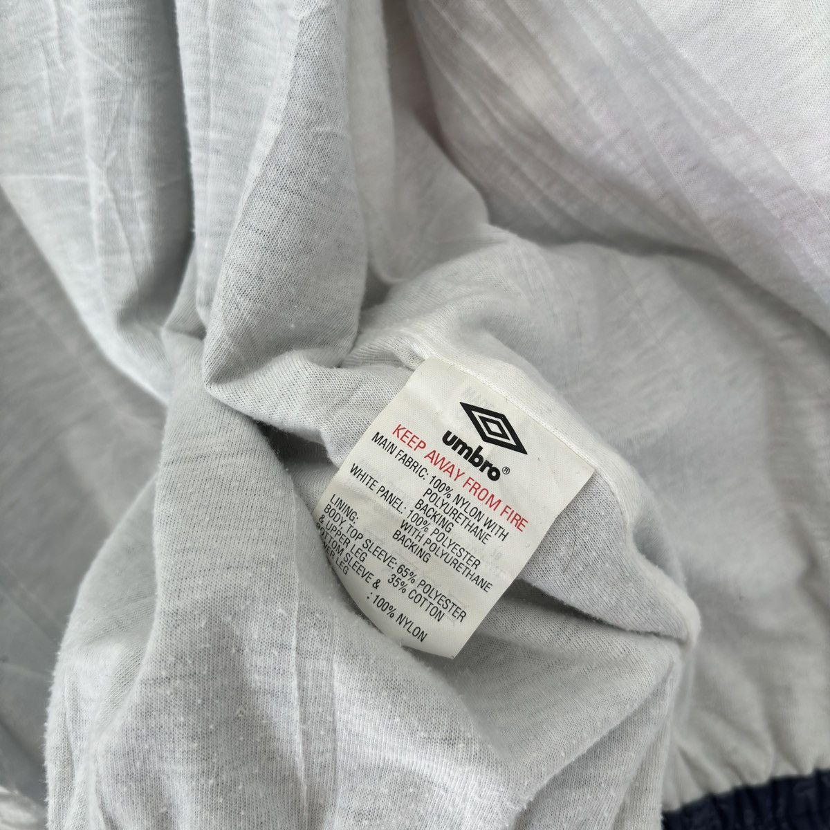 Umbro × Vintage 1990 1992 England National Team Umbro Training Soccer Jacket Size US XL / EU 56 / 4 - 9 Thumbnail