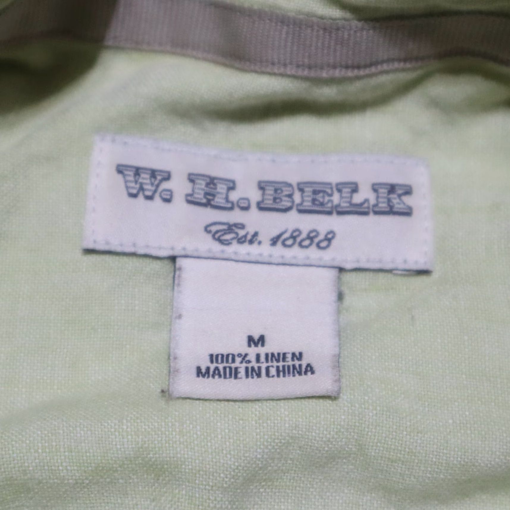 Vintage WH Belk Button-Up Shirt Green Long Sleeve Adult Men Size M Medium Shirt Mens Green Striped Button-Down (Note: ensure original words used) Size US L / EU 52-54 / 3 - 2 Thumbnail