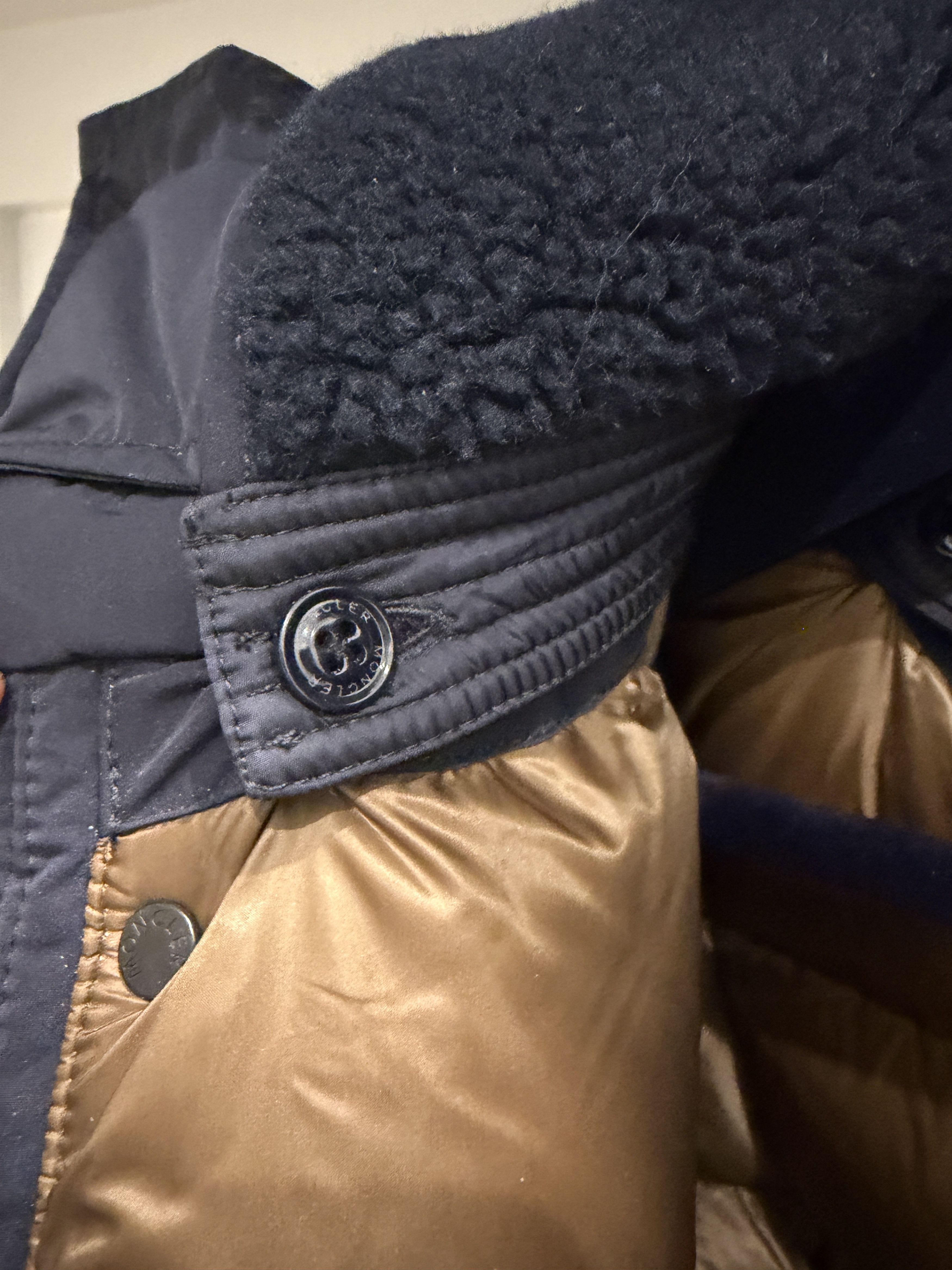 Moncler Authentic Moncler Perrault Navy Hooded Down Jacket SZ1 Size US S / EU 44-46 / 1 - 3 Thumbnail