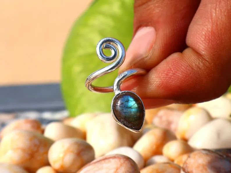 Handmade Handmade Labradorite Spiral Ring, Sterling Silver Ring Size ONE SIZE - 5 Thumbnail