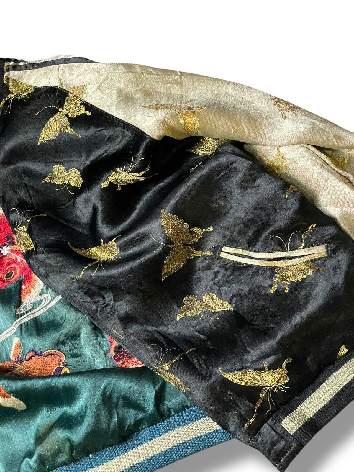 Vintage Japanese Classic Script Goldfish Embroidered Sukajan (105) Size US XL / EU 56 / 4 - 15 Thumbnail