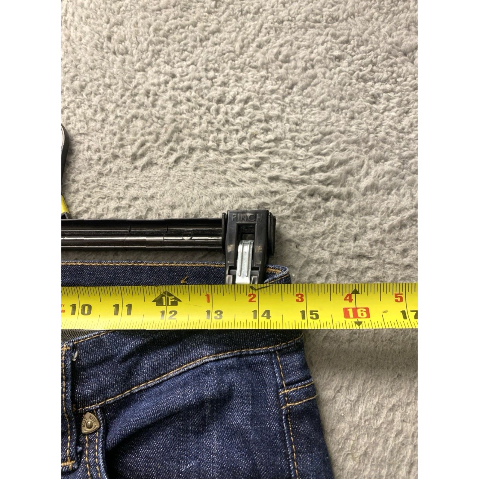 Vintage Kut From The Kloth Boyfriend Straight Leg Jean Prestige Wash /156-12 Size 25" / US 0 / IT 36 - 5 Thumbnail