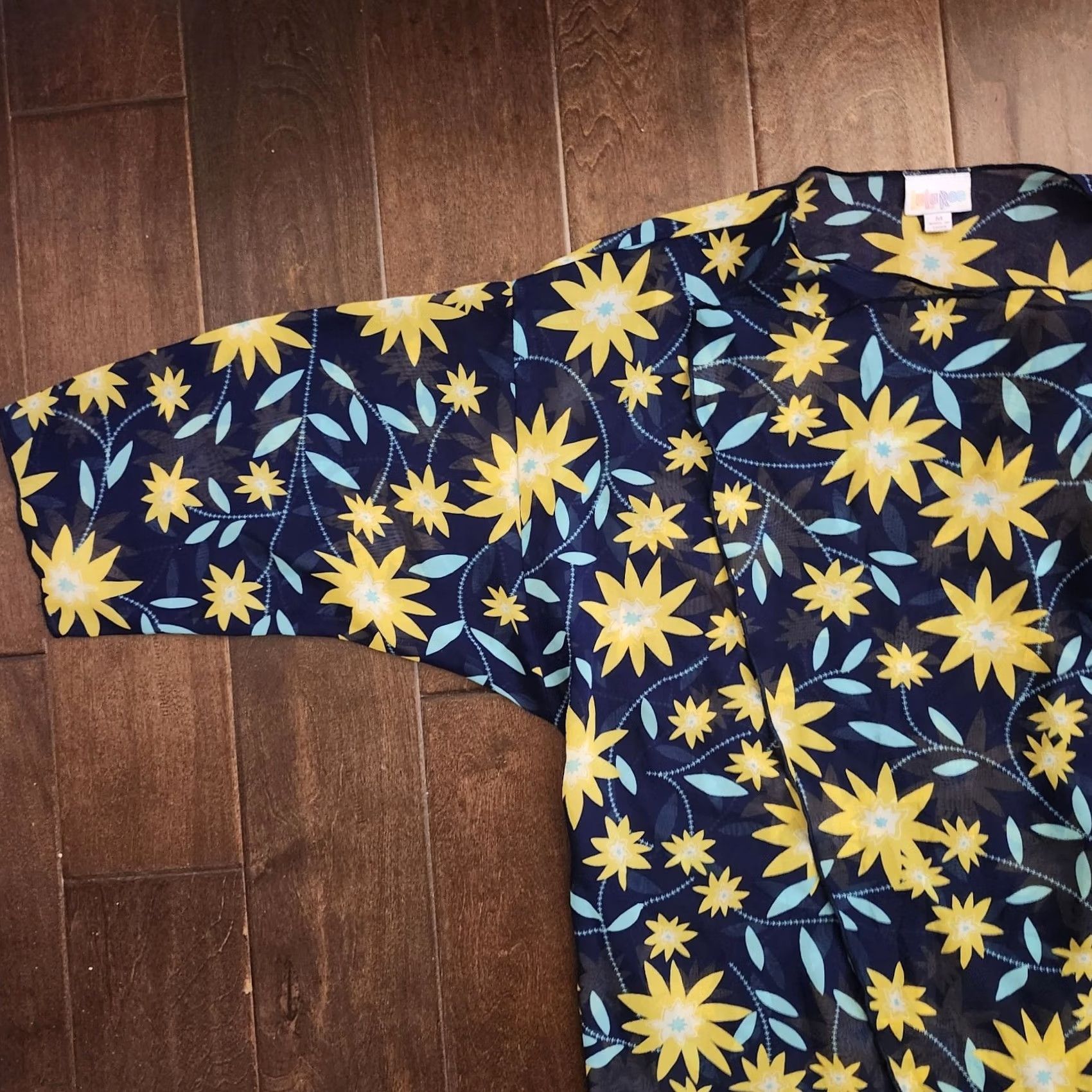 Vintage VINTAGE LuLaRoe Shirley Kimono Womens M Floral Yellow Blue Open Front Cardigan Size M / US 6-8 / IT 42-44 - 5 Thumbnail