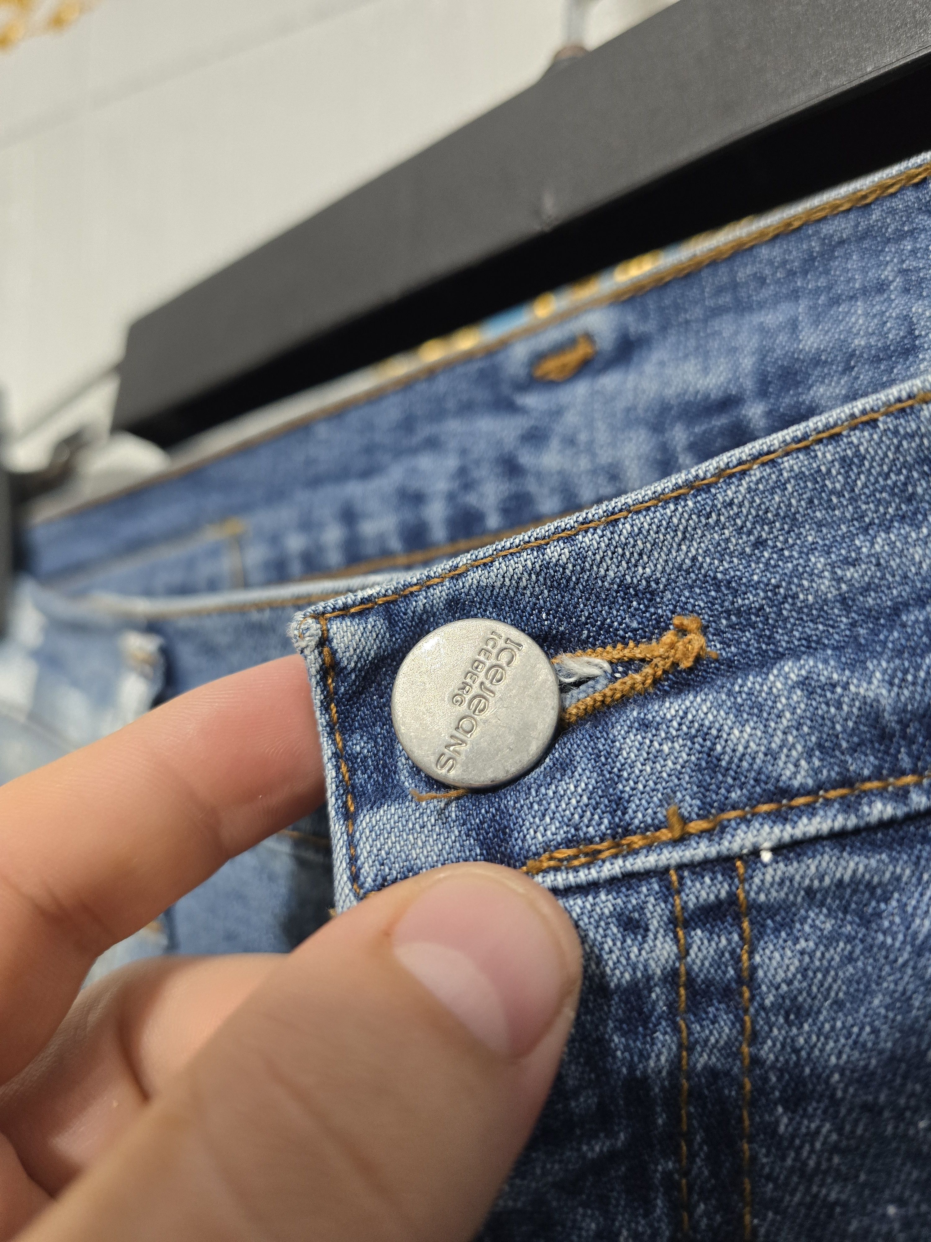 Iceberg ICEBERG Vintage no waist printed jeans made in Italy, MEDIUM Size 29" - 6 Thumbnail