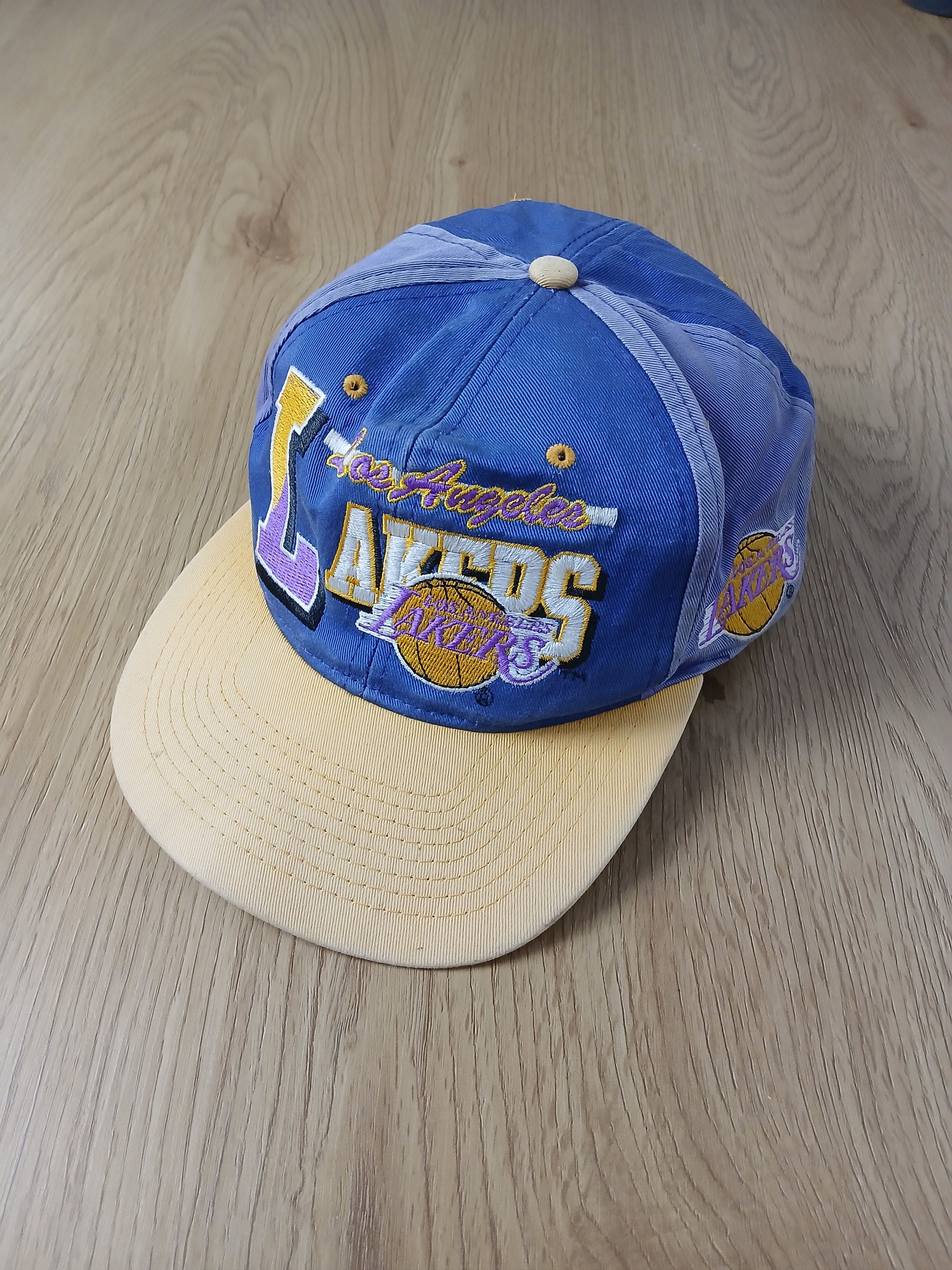 NBA Vintage NBA Los Angeles Lakers Basketball Cap Size ONE SIZE - 1 Thumbnail