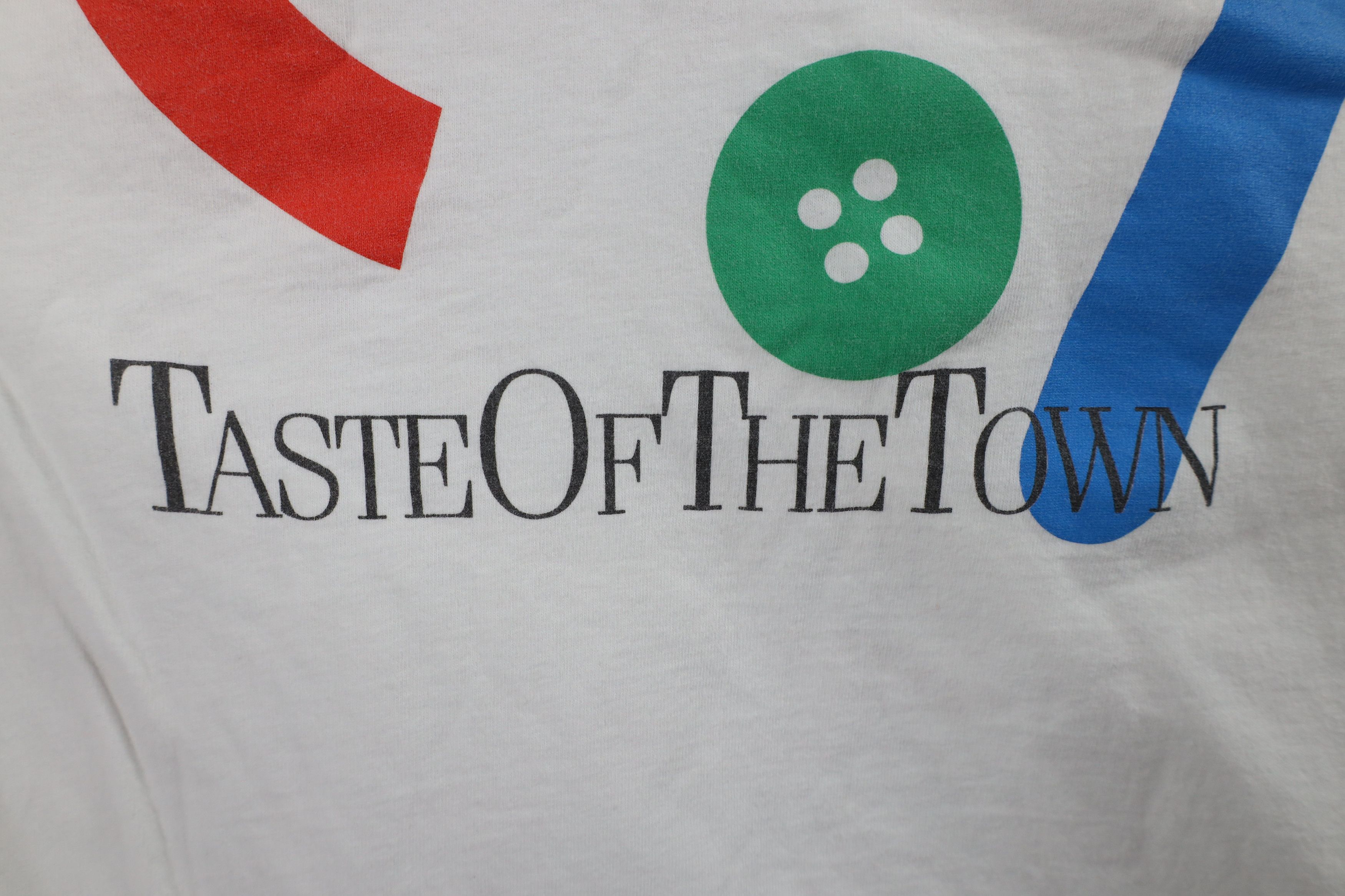 Vintage Vintage 90s of the Town Toledo Restaurants T-Shirt White Size US XL / EU 56 / 4 - 5 Thumbnail