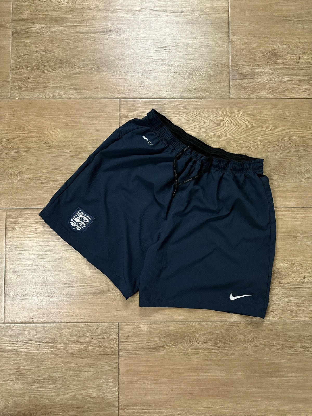 Nike × Vintage Vintage England Nike Dri-Fit Football Soccer Shorts Size US 36 / EU 52 - 1 Thumbnail