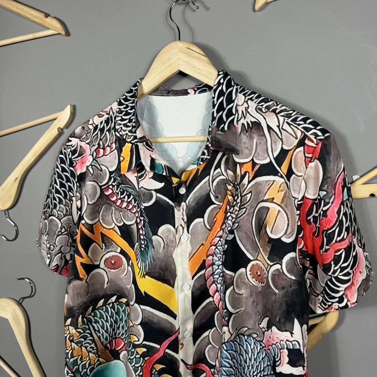 Vintage Vintage Japanese Koi Dragon Tattoo Print Shirt Size US M / EU 48-50 / 2 - 3 Thumbnail