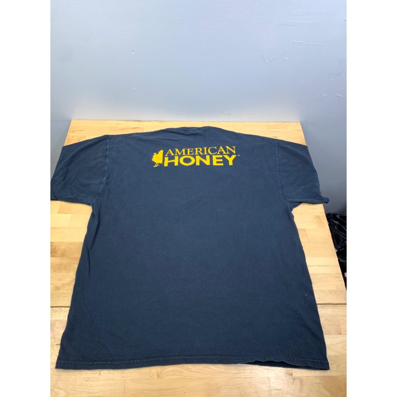 Jerzees VINTAGE American Honey Show me the Honey Promo Shirt mens XL Black11767 Size US XL / EU 56 / 4 - 7 Thumbnail