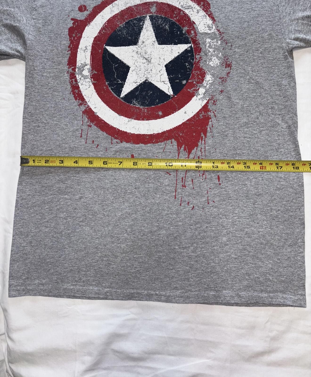 Marvel Comics Vintage Marvel Captain America Graphic medium T-Shirt - Gray Size US M / EU 48-50 / 2 - 8 Thumbnail