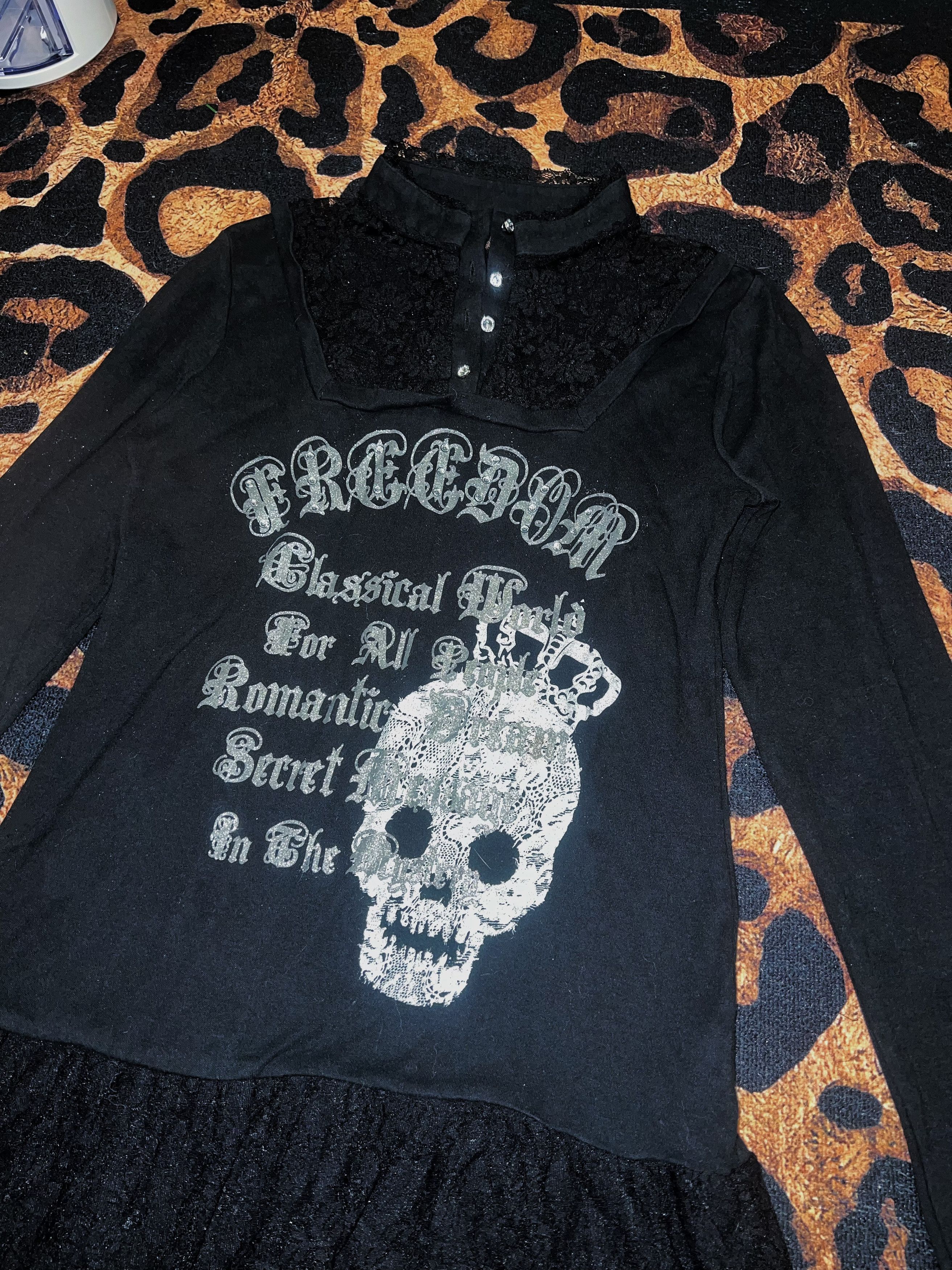 Japanese Brand TRPP GIRL skull and lace punk top☠️ ➕ Size M / US 6-8 / IT 42-44 - 3 Thumbnail