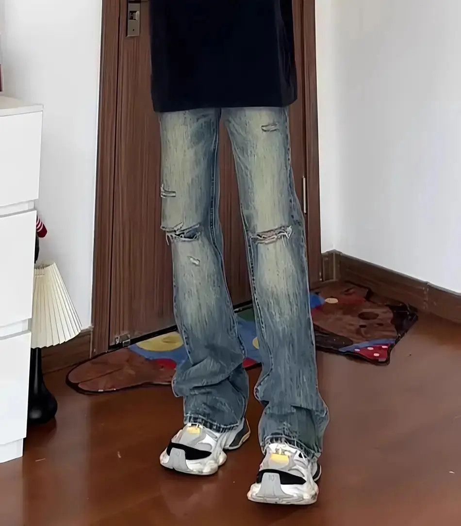 Japanese Brand Retro straight leg micro flared distressed jeans Size US 32 / EU 48 - 1 Thumbnail