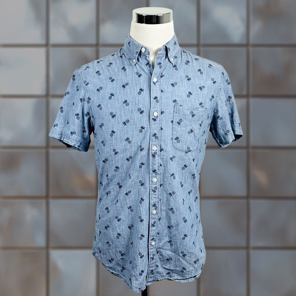 Bonobos Bonobos Medium Slim Fit Chambray Hawaiian Shirt Blue Pineapples Short Sleeve Mens Shirt Size US M / EU 48-50 / 2 - 1 Thumbnail