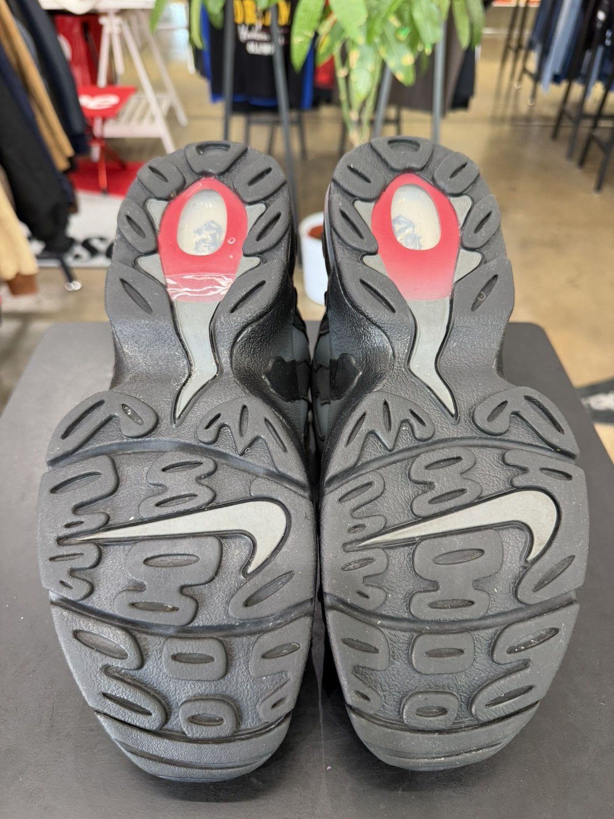 Nike Nike Air DT Max Falcons Size 9 (2024) Size US 9 / EU 42 - 9 Thumbnail
