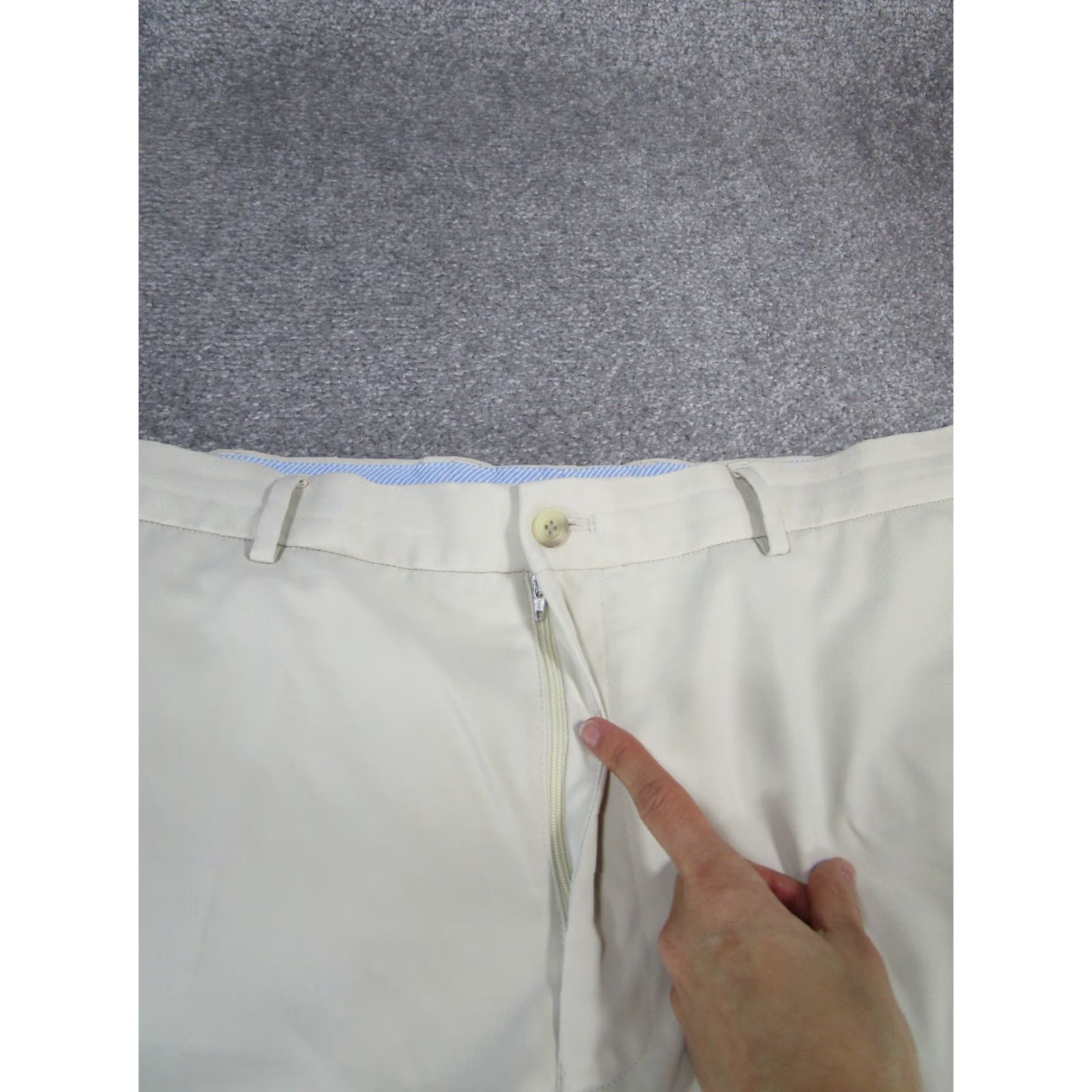 Peter Millar Peter Millar Shorts Mens 40 Beige Polyester Lightweight Chinos Regular Casual, Travel, Workwear Beige Peter Millar Shorts Mens 40 Size US 40 / EU 56 - 3 Thumbnail