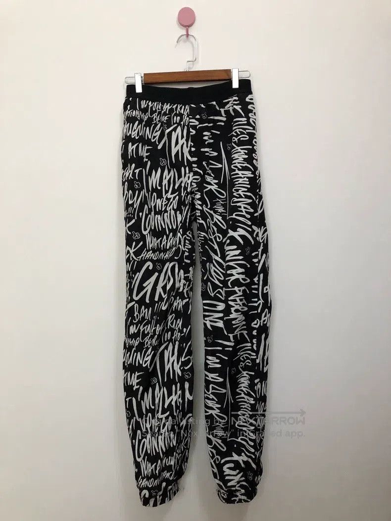 Takahiromiyashita The Soloist. Takahiromiyashita The Soloist. Rubber band waist pants Size US 30 / EU 46 - 1 Thumbnail