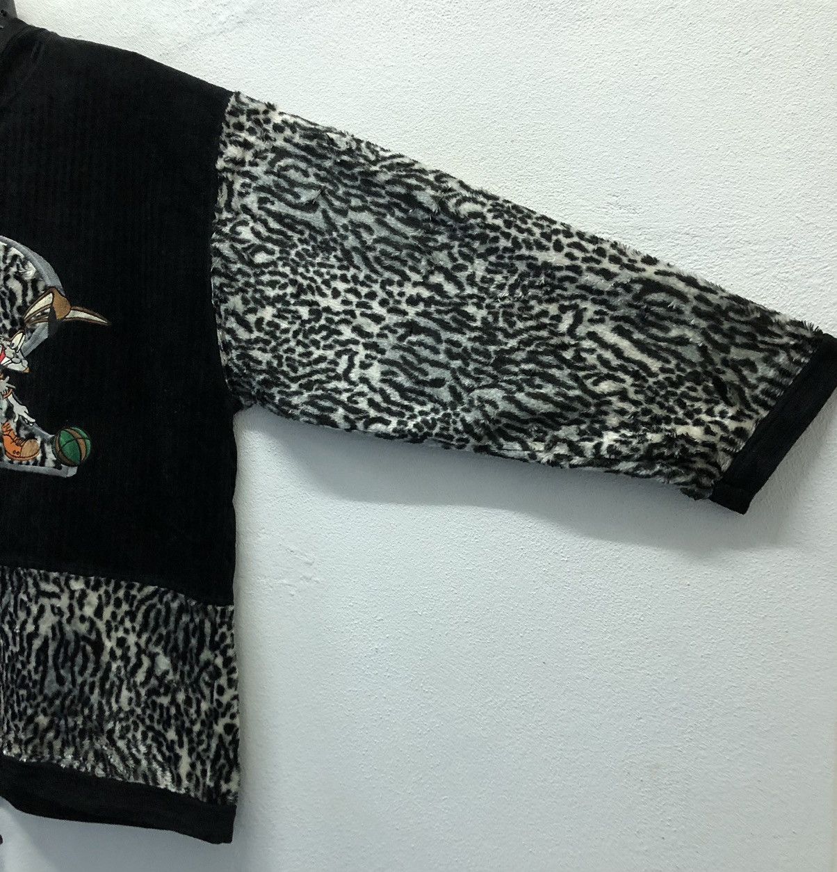 Other Vintage Rocky Rabbit Hoodie Size US L / EU 52-54 / 3 - 6 Thumbnail
