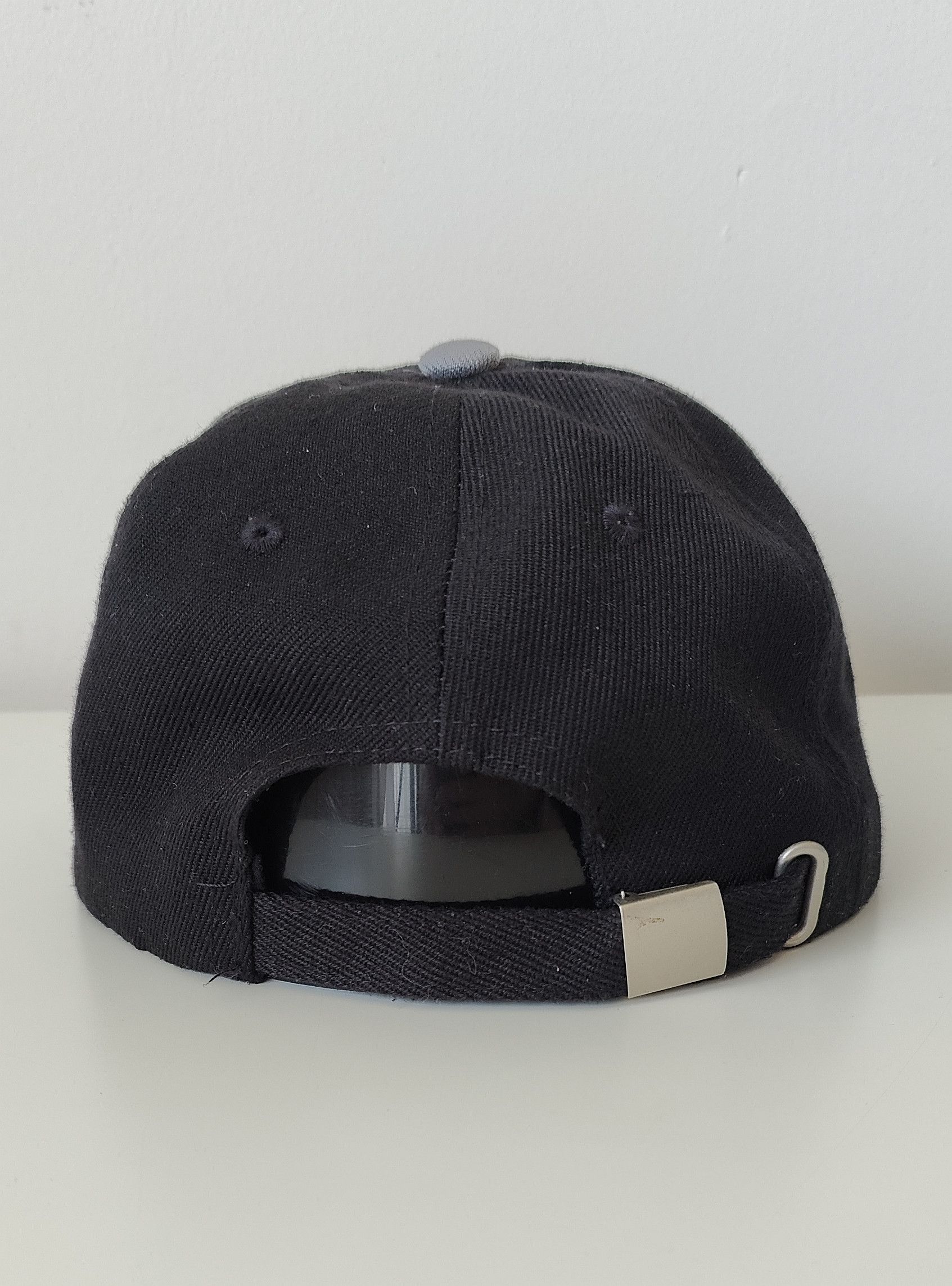 One Piece × Vintage One Piece Straw Hat Crew Vintage Official Cap RARE Size ONE SIZE - 4 Thumbnail