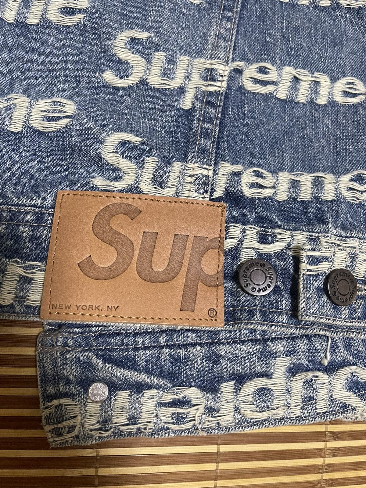Supreme Supreme frayed logos denim trucker work jacket size xl Size US XL / EU 56 / 4 - 5 Thumbnail