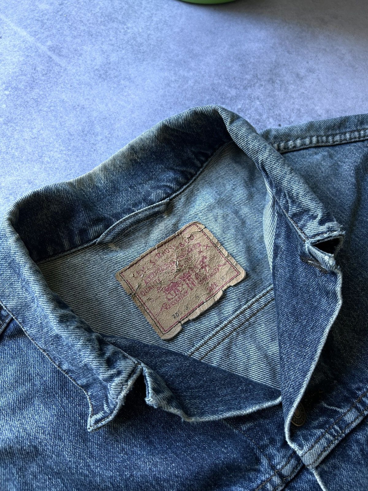 Levi's Vintage Clothing × Vintage Vintage Levis denim distressed jacket mens Size US L / EU 52-54 / 3 - 7 Thumbnail