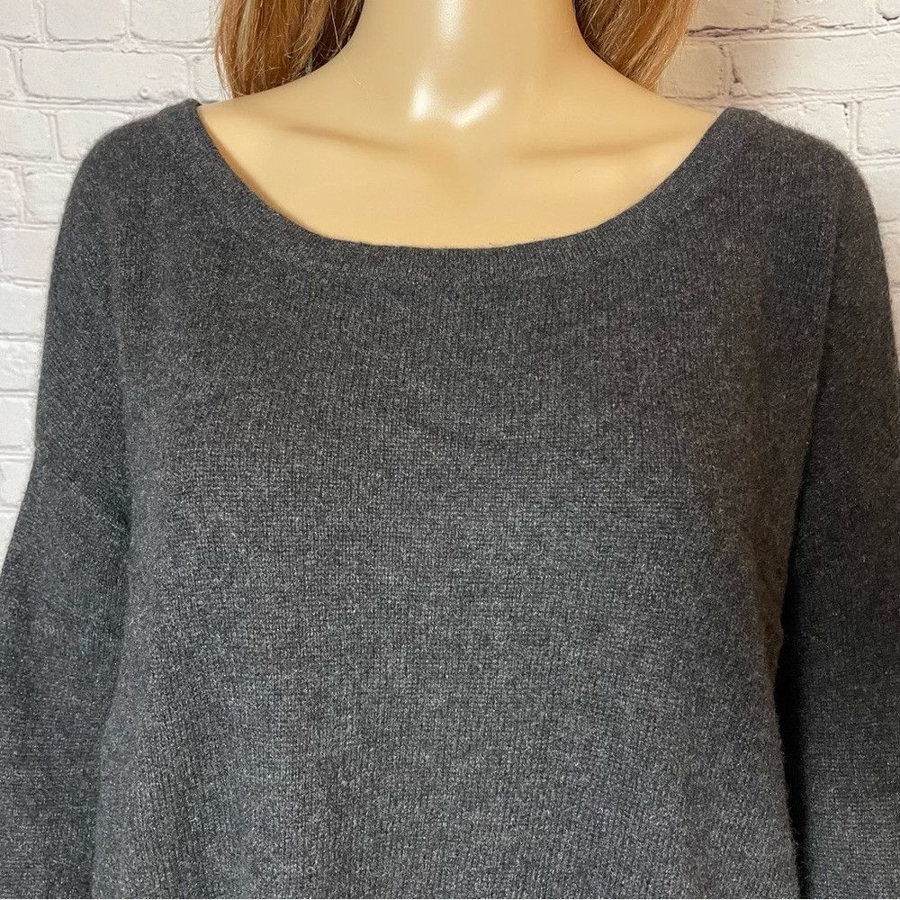 Duffy Gray Black Cashmere Long Sleeve Sweater Size M