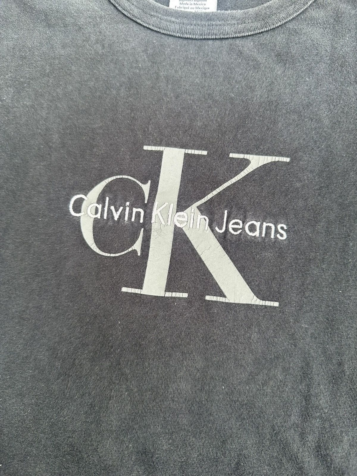 Calvin Klein Sunfaded Vintage Y2K Calvin Klein Tee Size US M / EU 48-50 / 2 - 4 Thumbnail