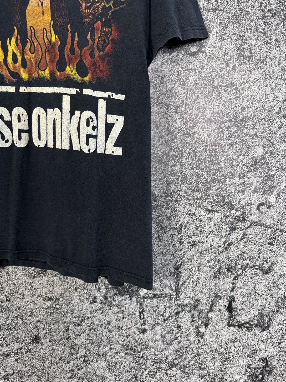 Band Tees Vintage Bohse Onkelz Band T-Shirt Rock Graphic Tee Rare XL Size US XL / EU 56 / 4 - 6 Thumbnail