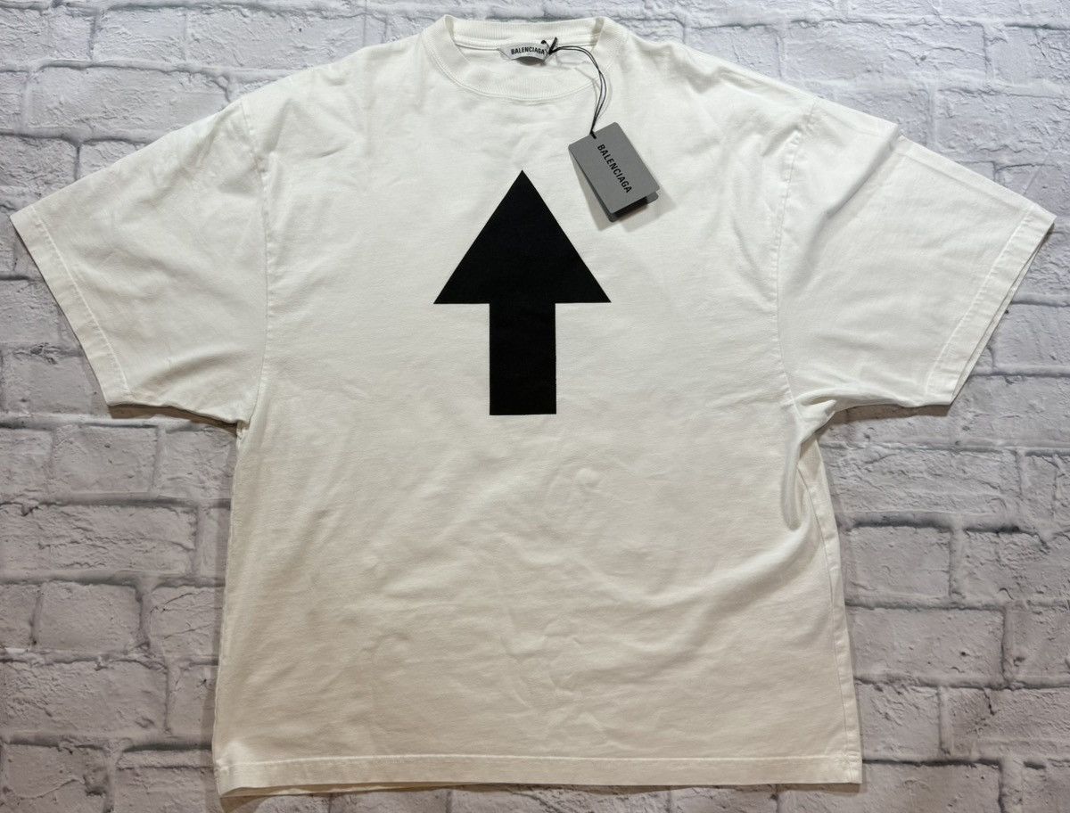 Balenciaga Balenciaga Arrow Wi-Fi Runway T-shirt | Grailed