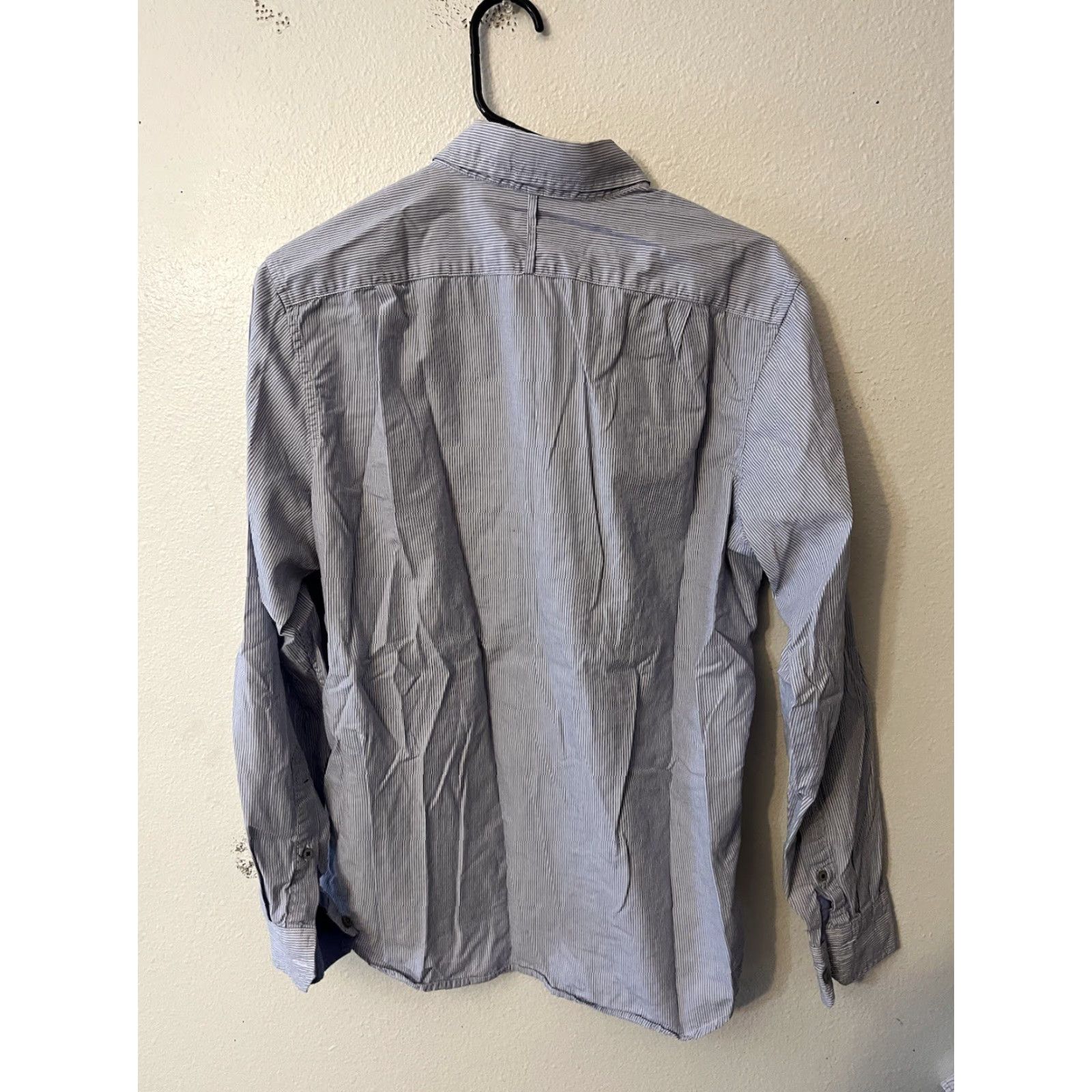 Banana Republic VINTAGE Banana Republic Men's Button-Up Shirt Size Medium Long Sleeve Cotton Blue Striped Business Casual Size US M / EU 48-50 / 2 - 3 Thumbnail